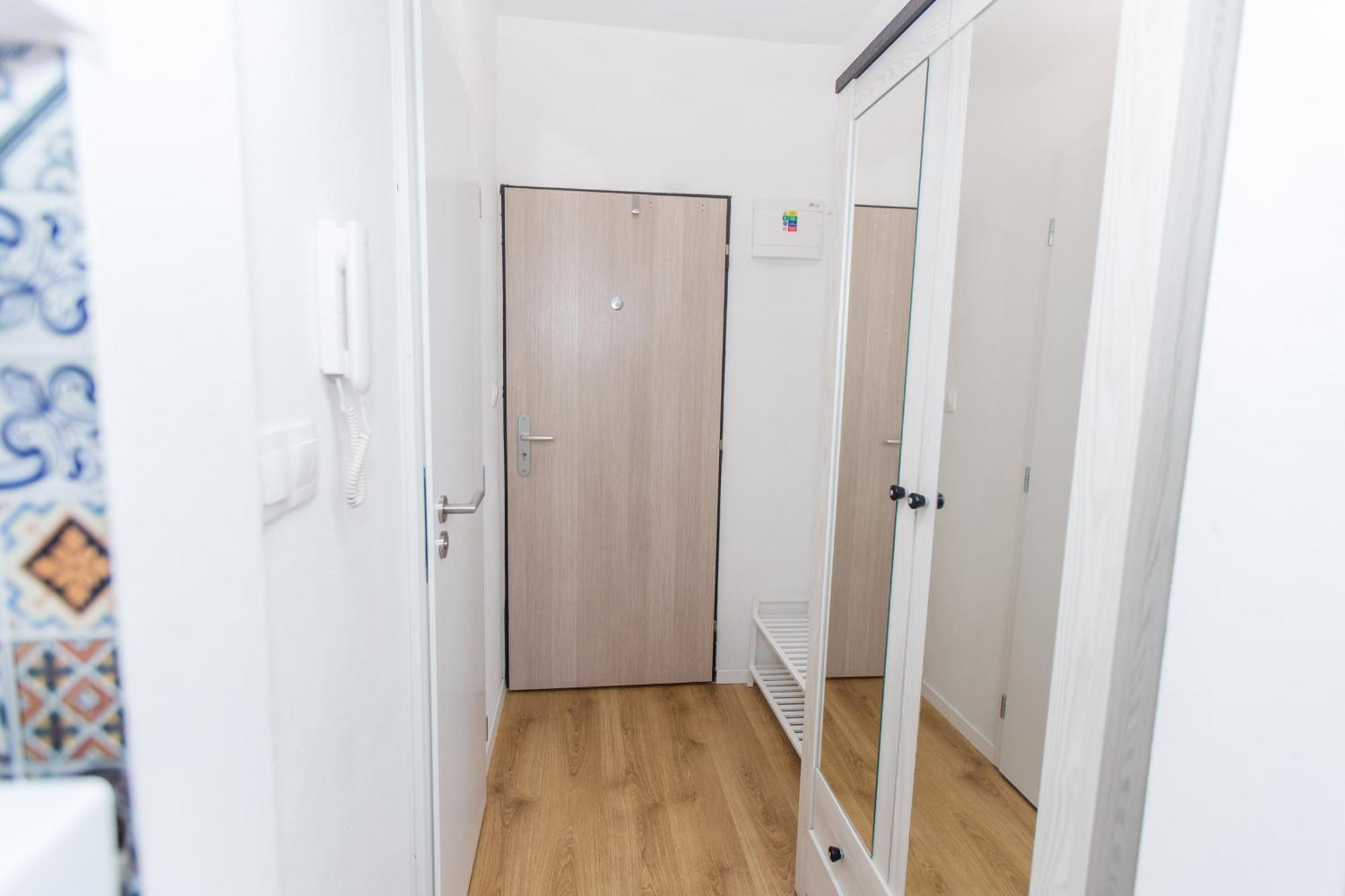Apartment Near The Ondrej Nepela Winter Stadium Bratislava Buitenkant foto